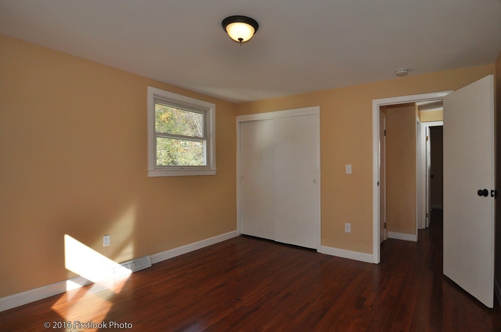 181 Roland Street Cumberland, RI 02864 - Photo 12 of 30 Gallery Image 12