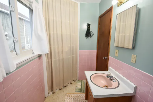 $145,000 | 103 1st Street Northeast, Dilworth, MN 56529