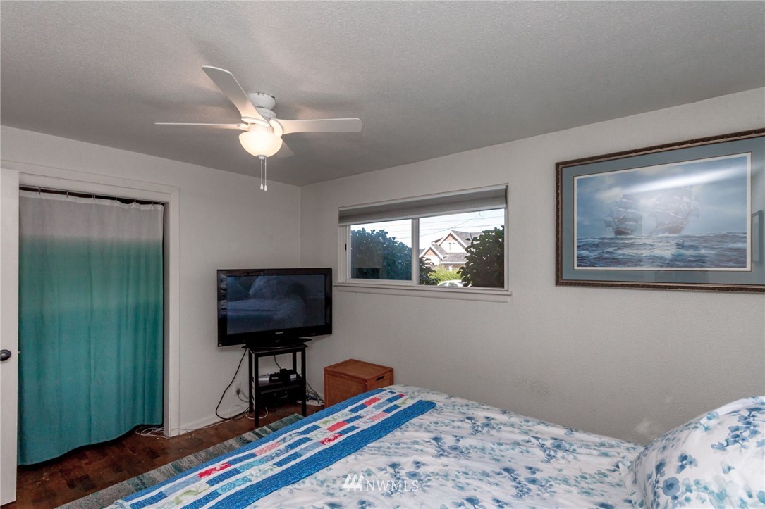 1007 North 29th Street Renton, WA 98056 - Photo 14 of 24