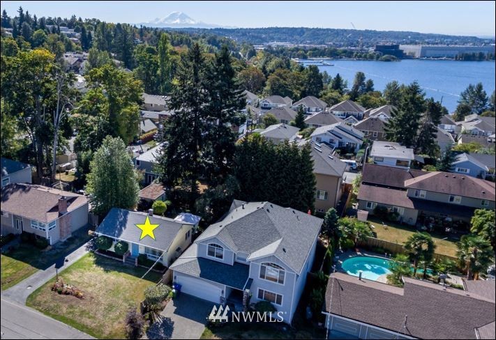 1007 North 29th Street Renton, WA 98056 - Photo 3 of 24