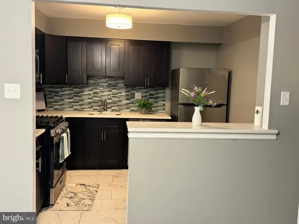 $1,400 | 2732 Island Avenue, Unit A, Philadelphia, PA 19153