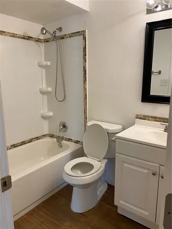 $1,500 | 5600 Devonbriar Way, Unit 206, Orlando, FL 32822
