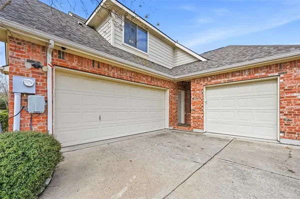 a view of a house with garage
