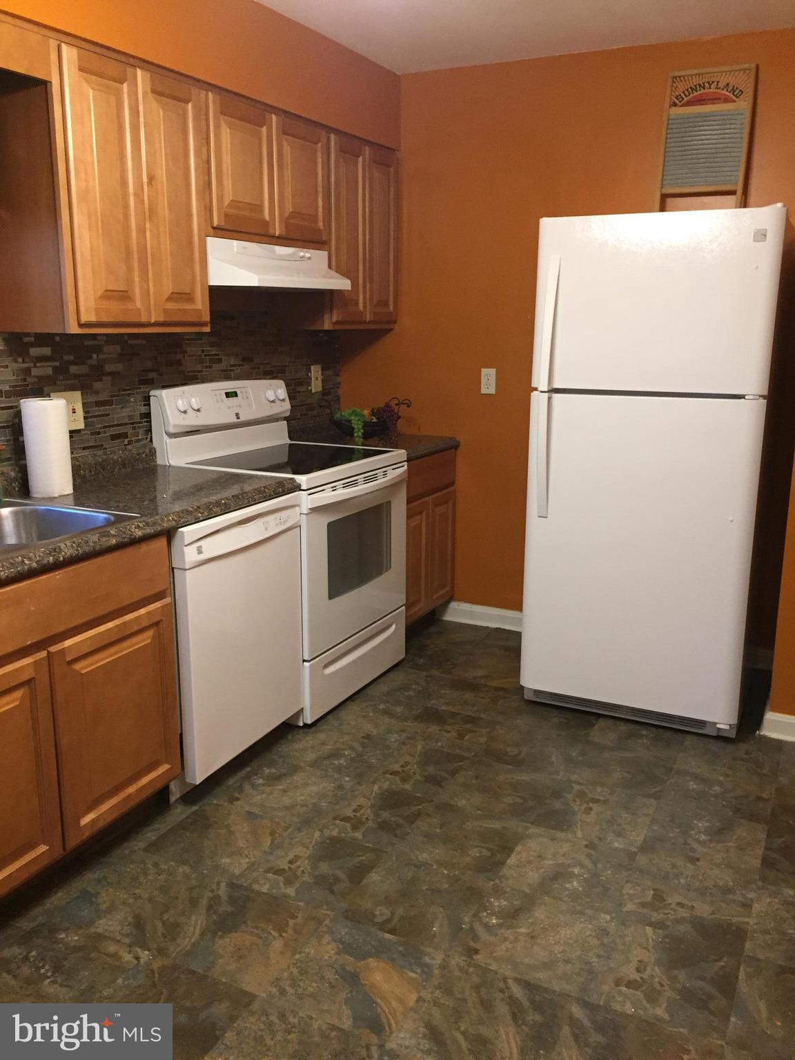 5255 Sands Road Lothian, MD 20711 - Photo 6 of 8 Kitchen
