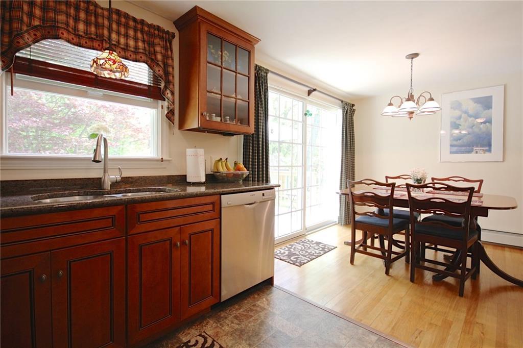 19 Philip Road Cape Elizabeth, ME 04107 - Photo 13 of 35 Photo