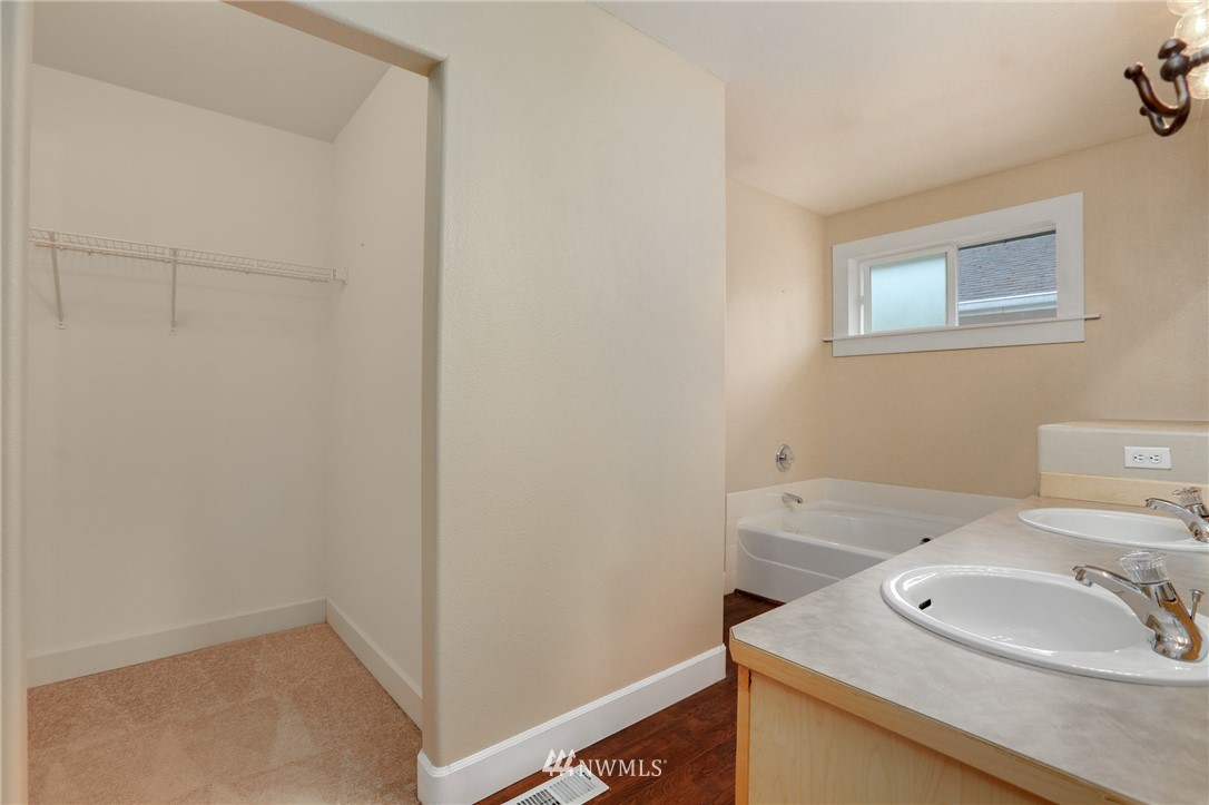 18728 10th Avenue Southeast, Unit 18 Bothell, WA 98012 - Photo 22 of 25 Gallery Image 22