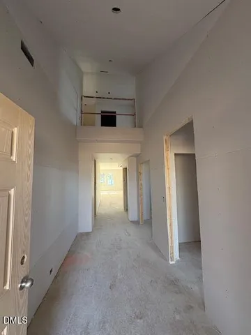 a view of a livingroom with an empty space