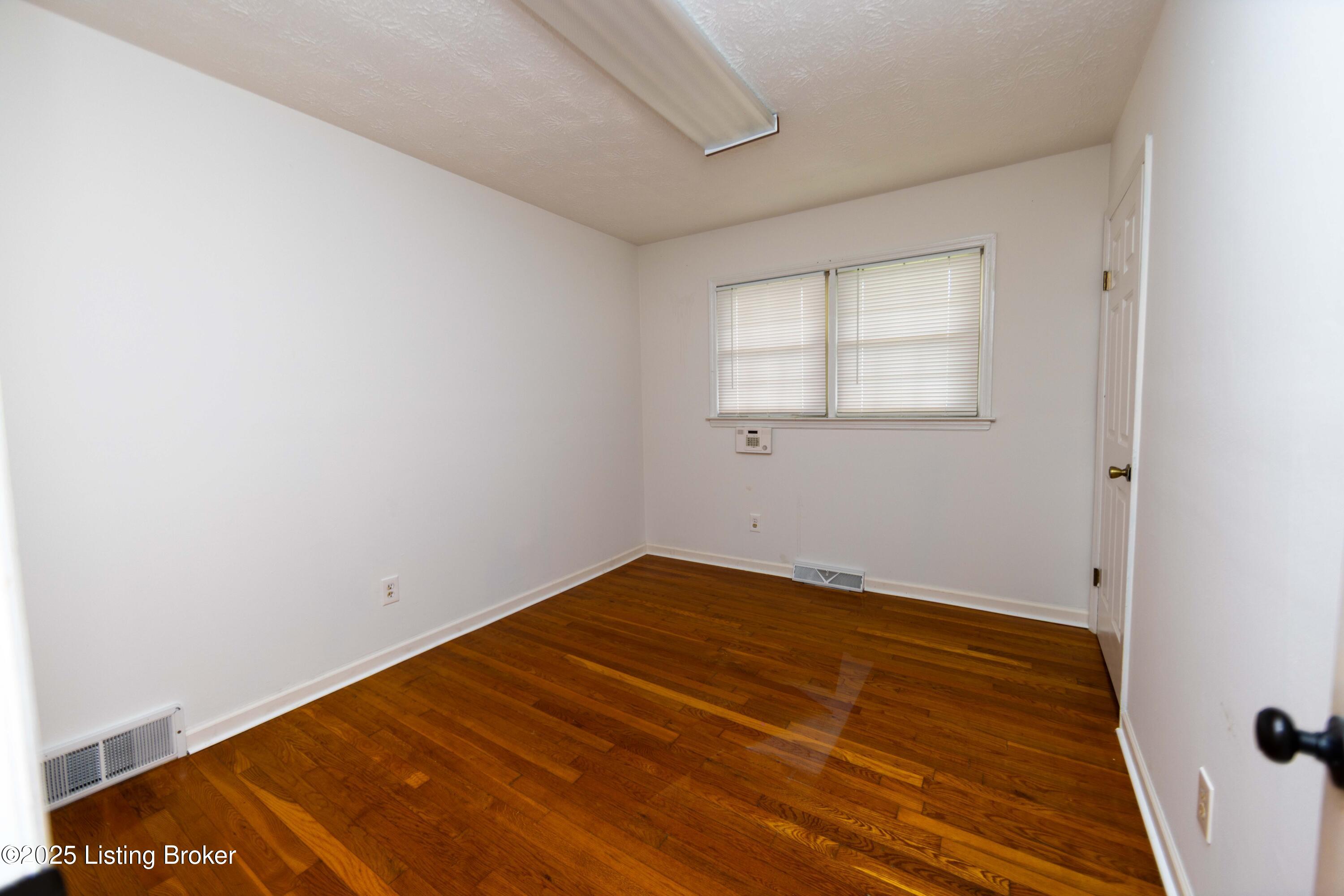 1288 Cherbourg Road Lexington, KY 40504 - Photo 56 of 72 IMGL0155
