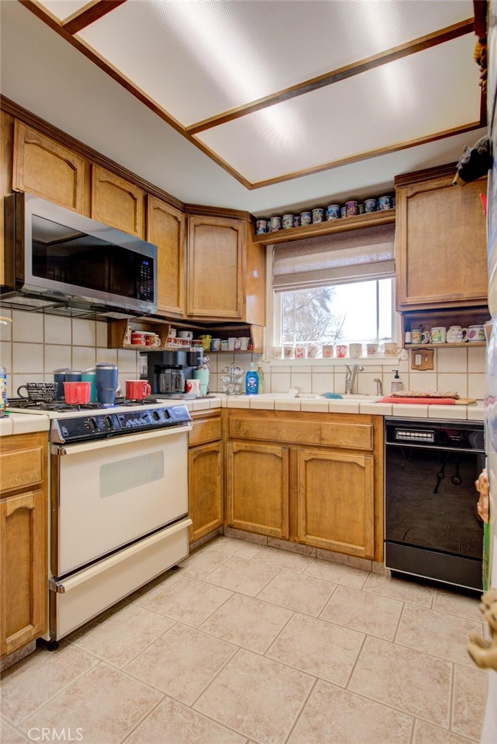 1625 Sheldon Drive Modesto, CA 95350 - Photo 43 of 53