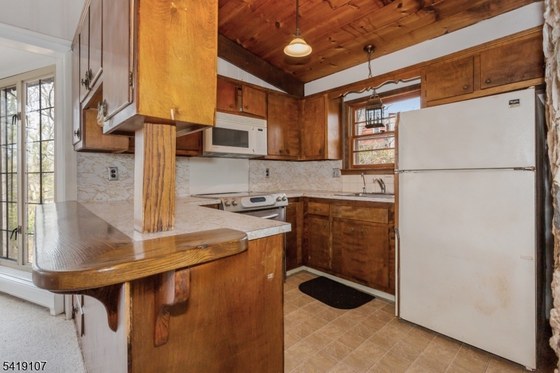 6 Partridge Trail Kinnelon, NJ 07405 - Photo 13 of 37