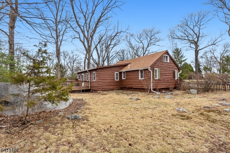 6 Partridge Trail Kinnelon, NJ 07405 - Photo 32 of 37