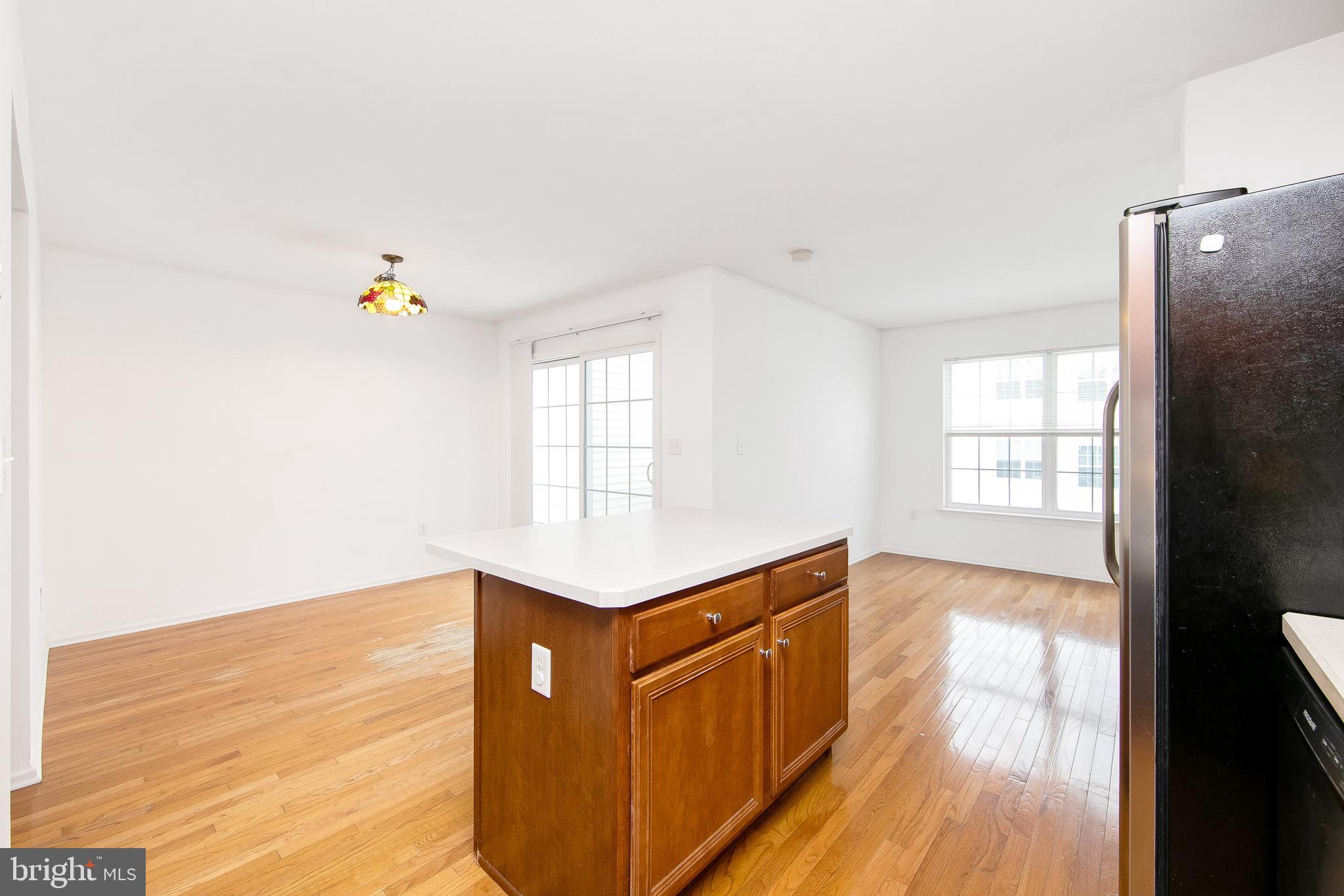 1033 Moore Road Thorofare, NJ 08086 - Photo 14 of 44