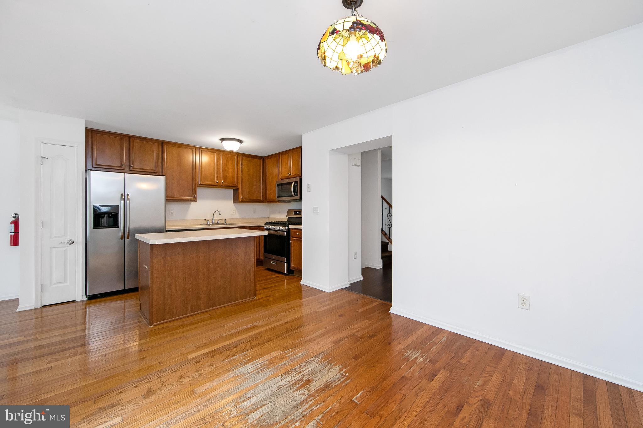 1033 Moore Road Thorofare, NJ 08086 - Photo 17 of 44