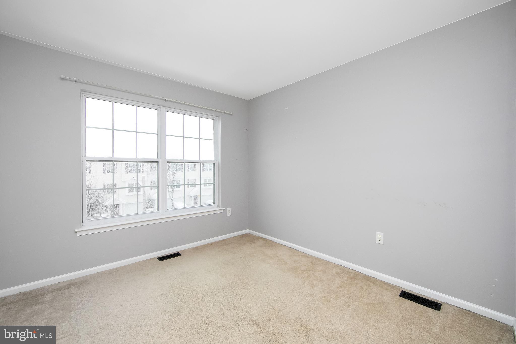 1033 Moore Road Thorofare, NJ 08086 - Photo 27 of 44