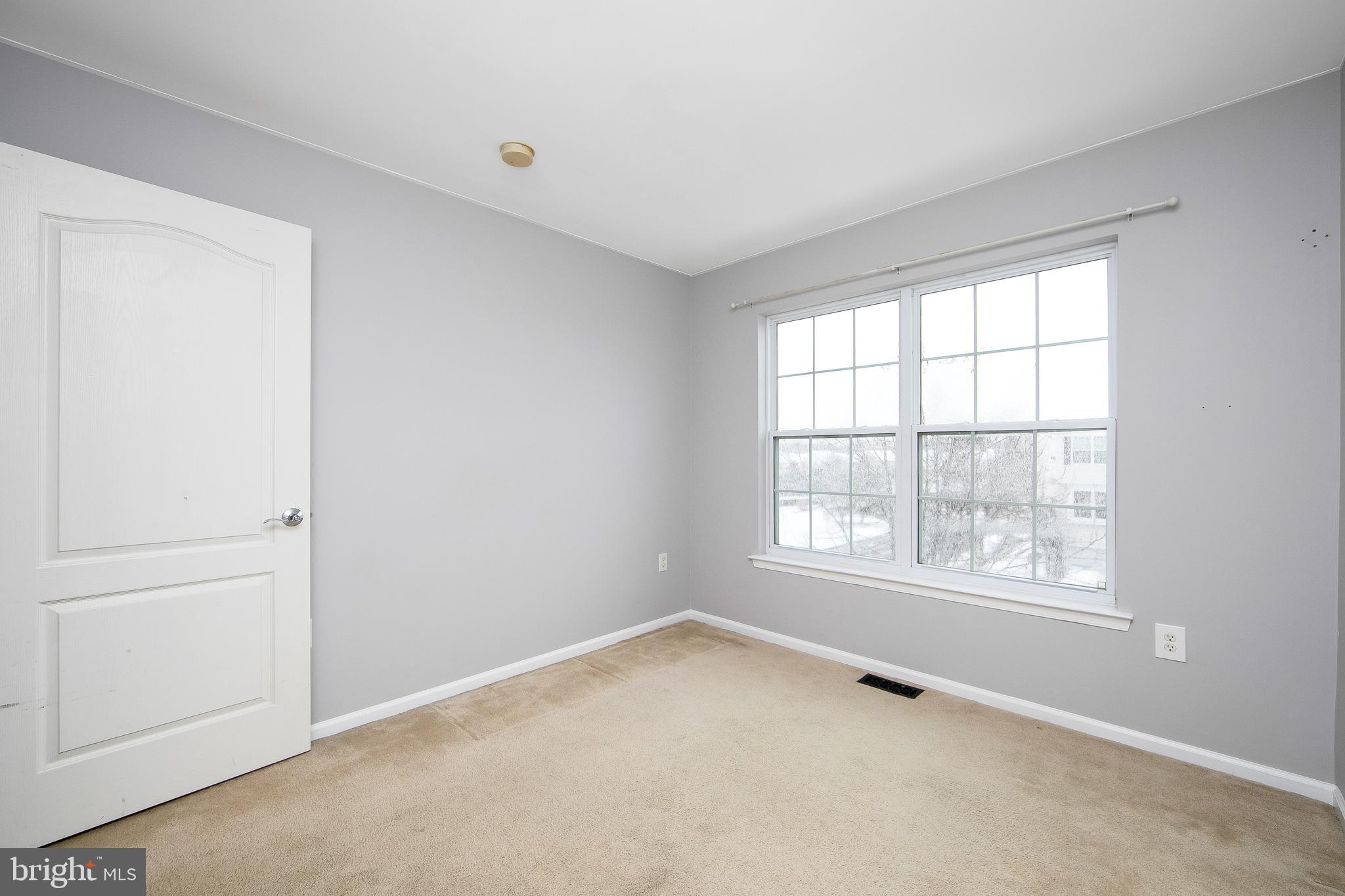 1033 Moore Road Thorofare, NJ 08086 - Photo 28 of 44