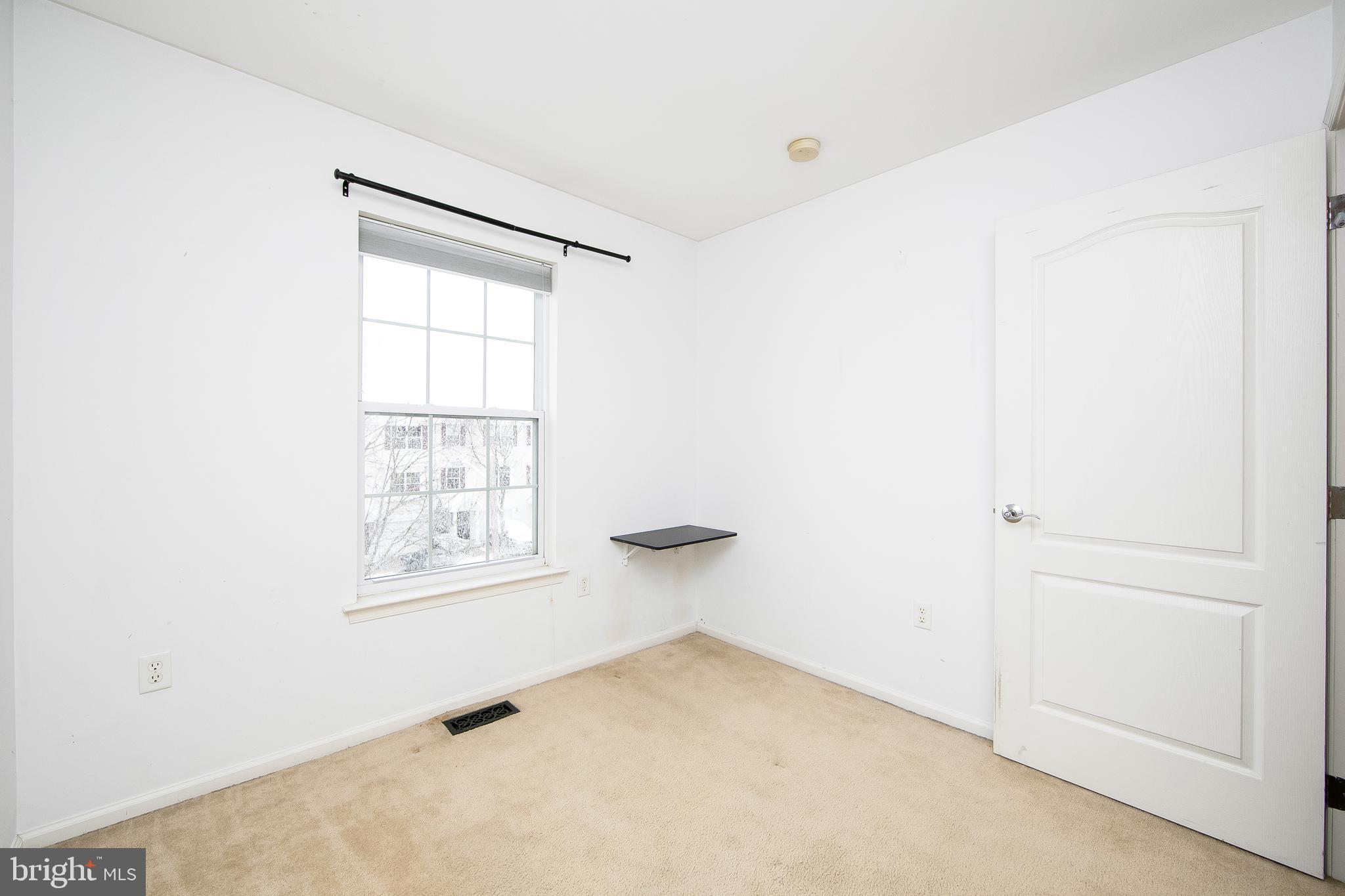 1033 Moore Road Thorofare, NJ 08086 - Photo 32 of 44