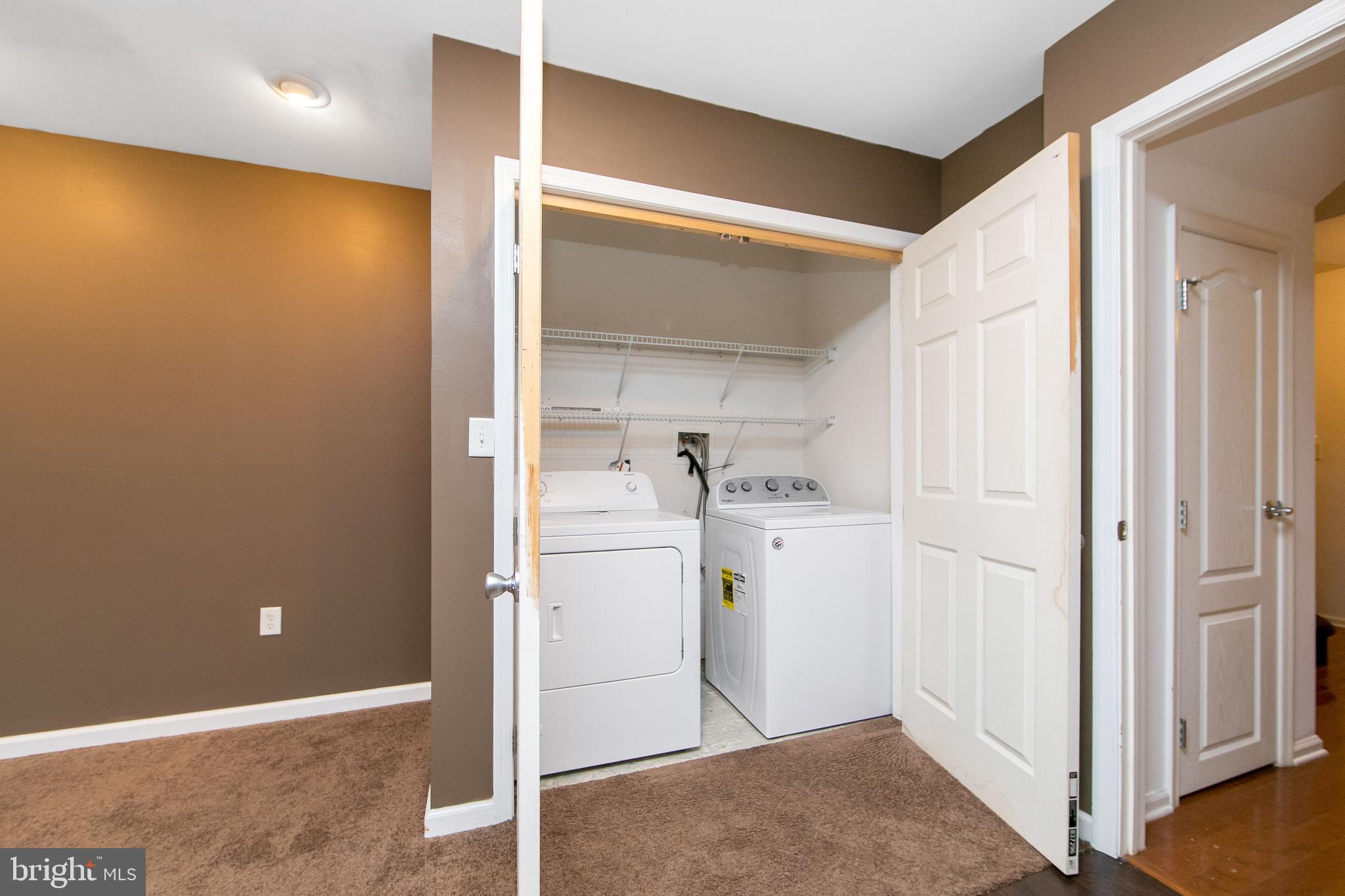 1033 Moore Road Thorofare, NJ 08086 - Photo 7 of 44