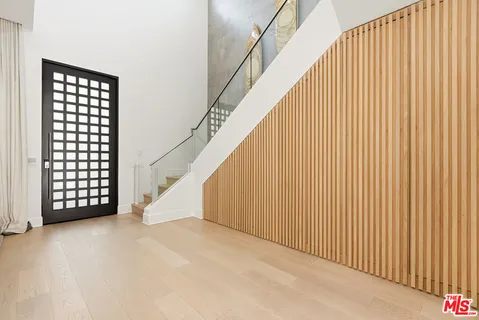 a view of entryway