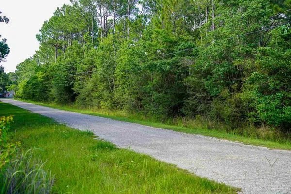 $69,400 | 968 Clearview Street, Milton, FL 32583