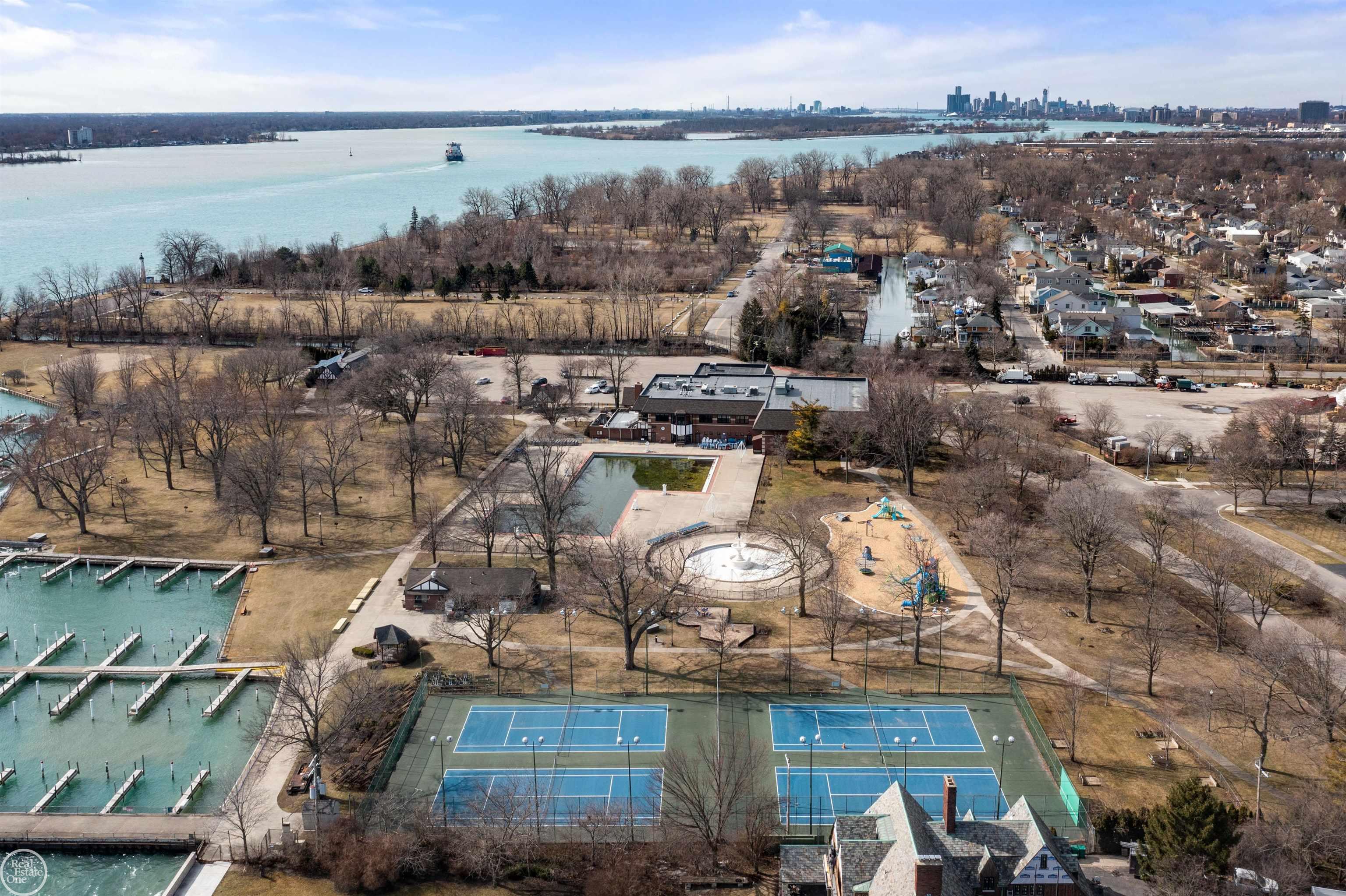 704 Pemberton Road Grosse Pointe, MI 48230 - Photo 74 of 75 50135490-14fd2f65-b5d9-4d74-8152-bb297ebb4b13.JPG