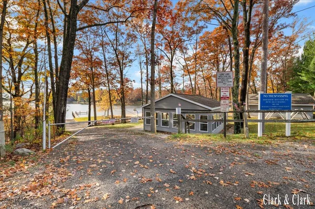 $170,000 | 7819 East Chickasaw Trail, Branch, MI 49402