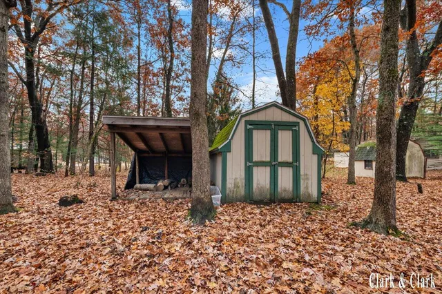 $170,000 | 7819 East Chickasaw Trail, Branch, MI 49402