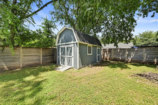 $1,850 | 9702 Oriole Drive, Austin, TX 78753