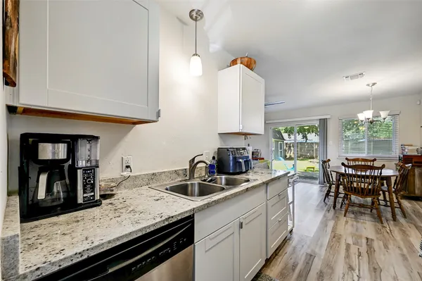 $1,850 | 9702 Oriole Drive, Austin, TX 78753