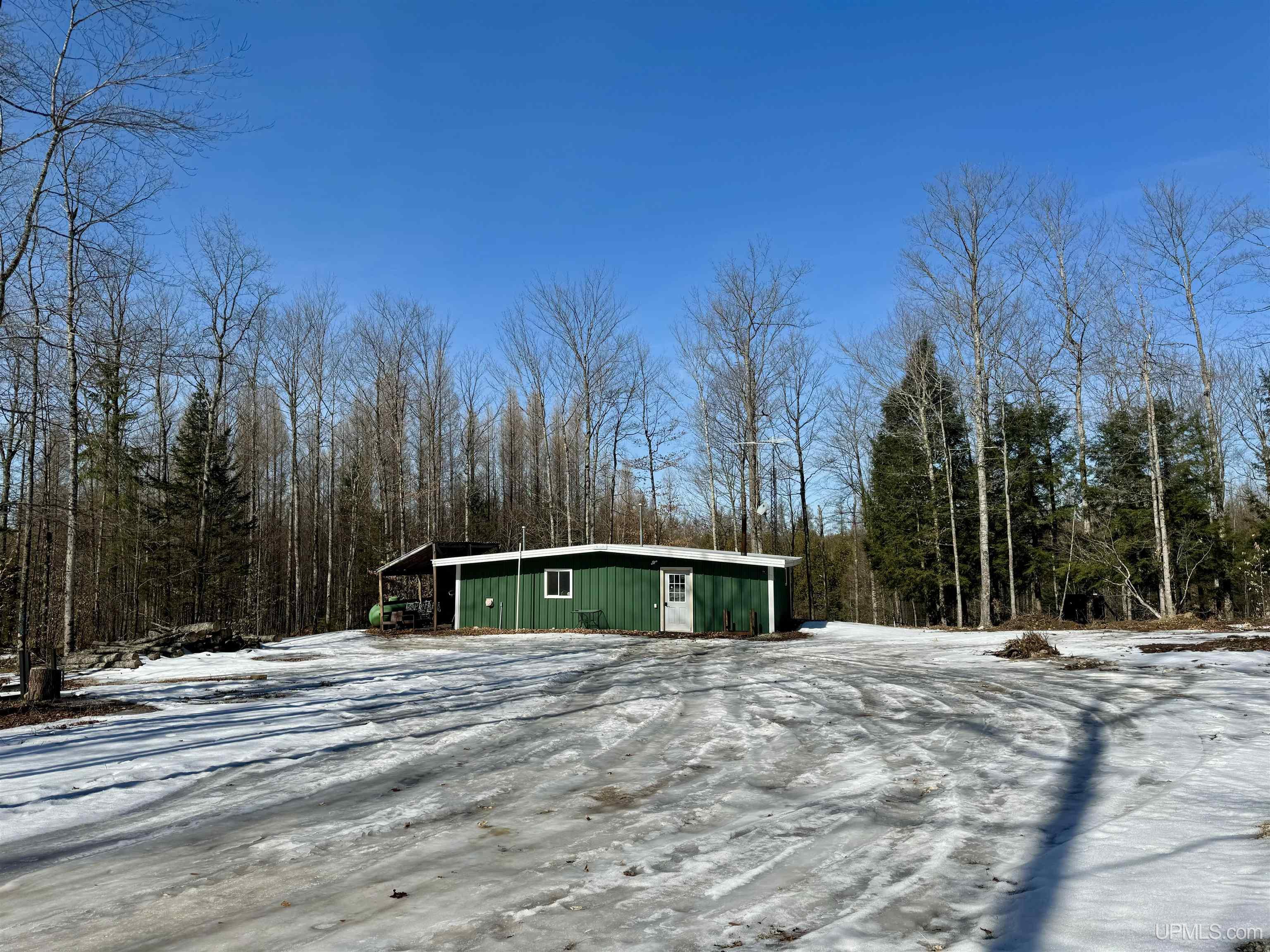 W5850 Old CC Road Perronville, MI 49873 - Photo 2 of 25