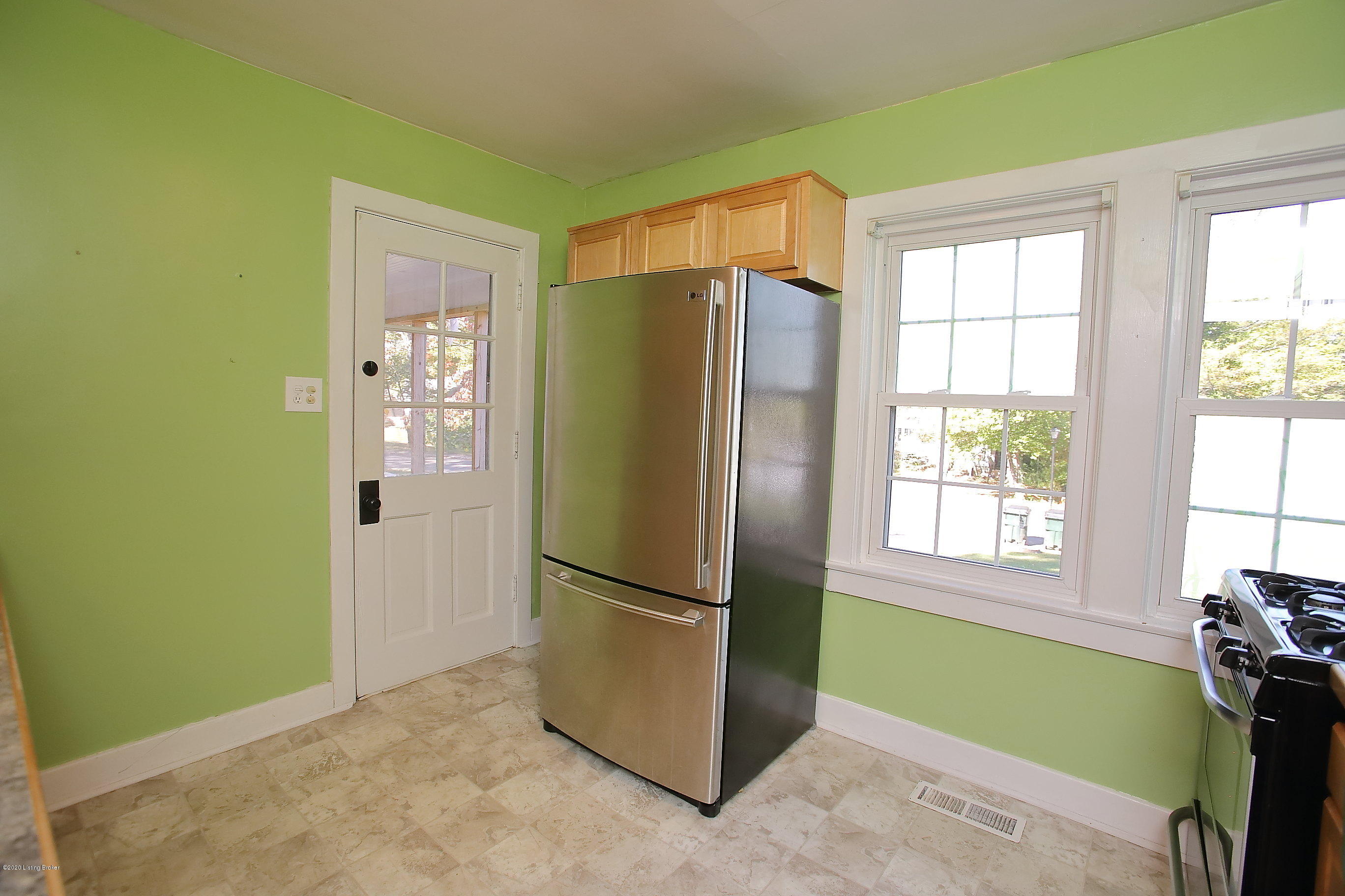 3319 Dell Road Jeffersontown, KY 40299 - Photo 11 of 60 IMG_6340