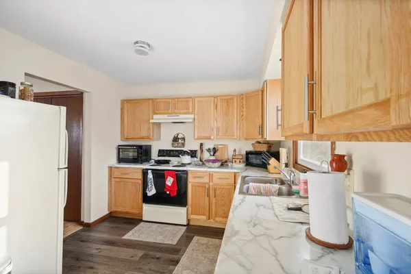 $380,000 | 1515-1517 West State Street, Janesville, WI 53546