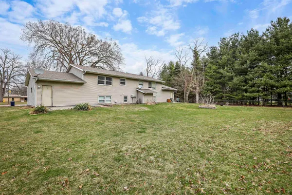 $380,000 | 1515-1517 West State Street, Janesville, WI 53546