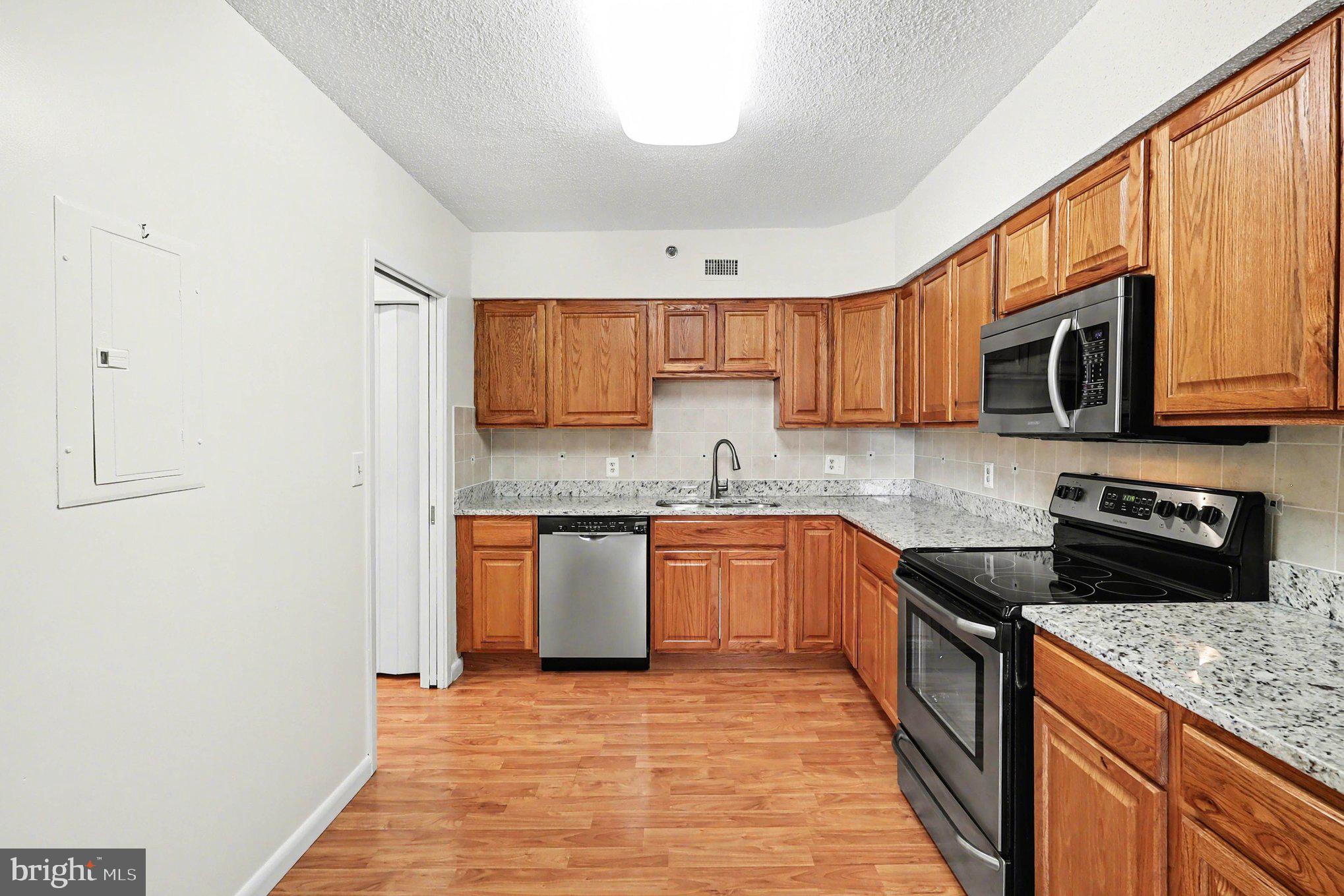 5501 Seminary Road, Unit 1303S Falls Church, VA 22041 - Photo 11 of 25