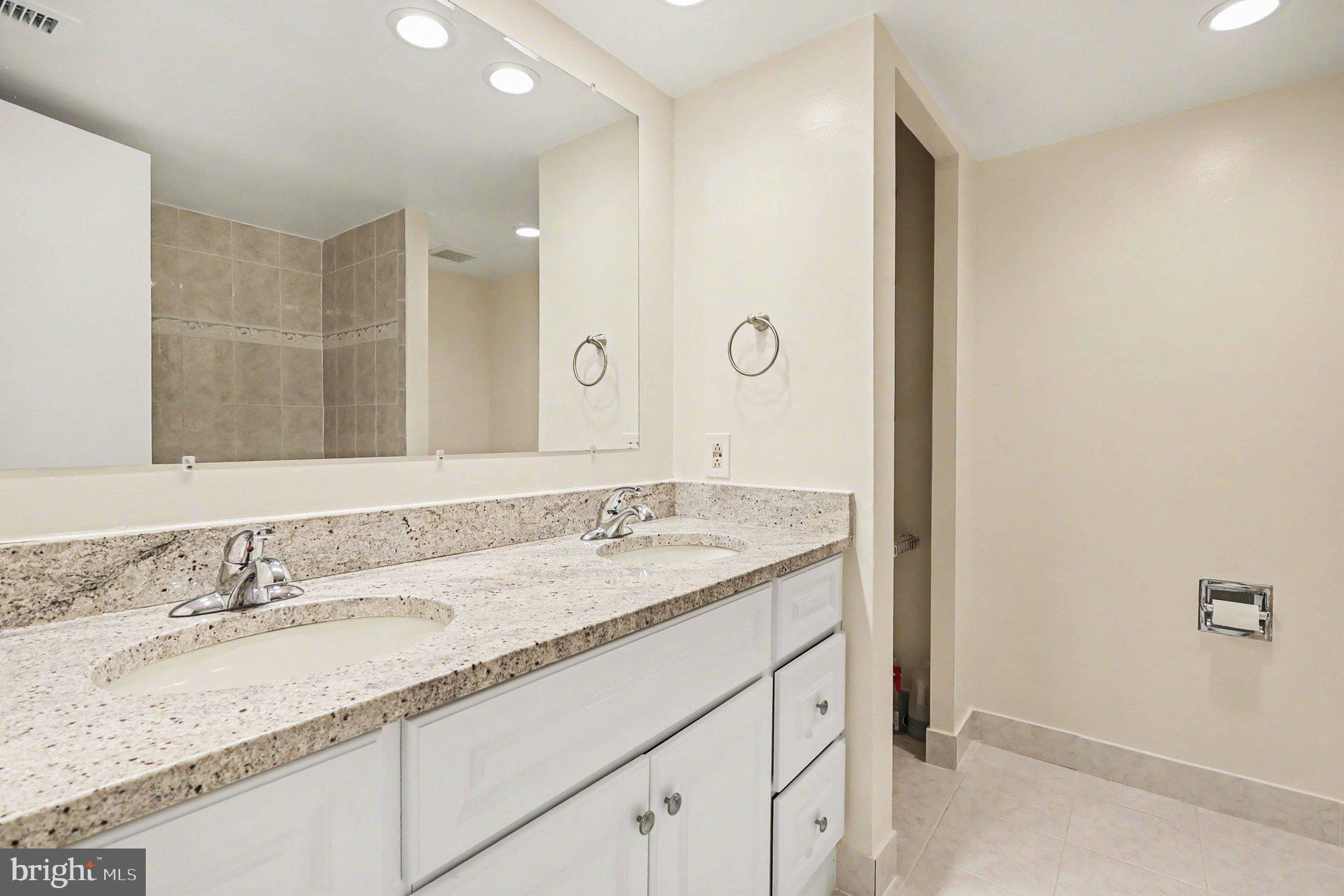 5501 Seminary Road, Unit 1303S Falls Church, VA 22041 - Photo 16 of 25