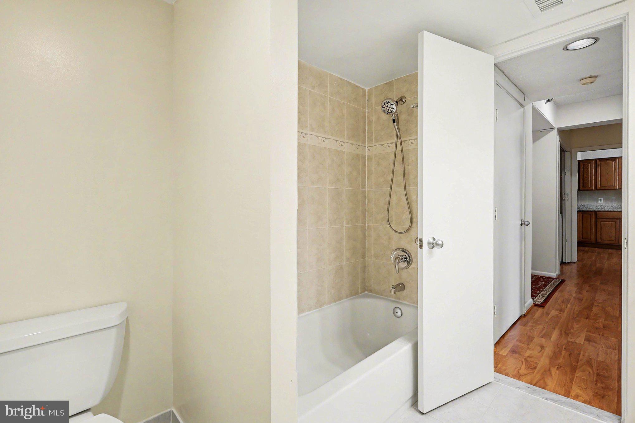 5501 Seminary Road, Unit 1303S Falls Church, VA 22041 - Photo 17 of 25