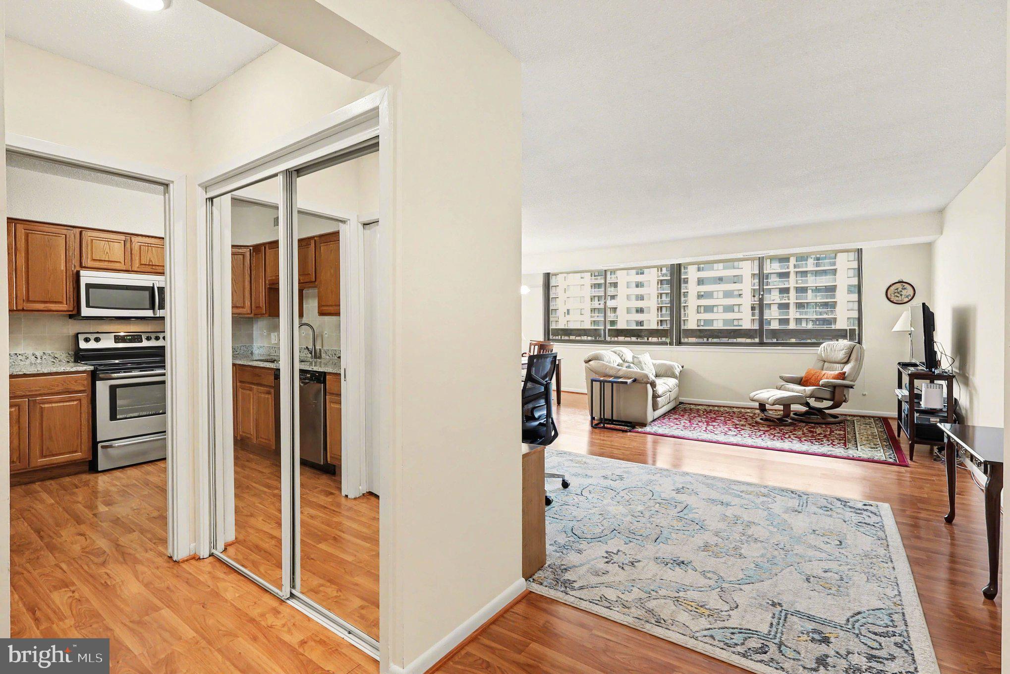 5501 Seminary Road, Unit 1303S Falls Church, VA 22041 - Photo 3 of 25