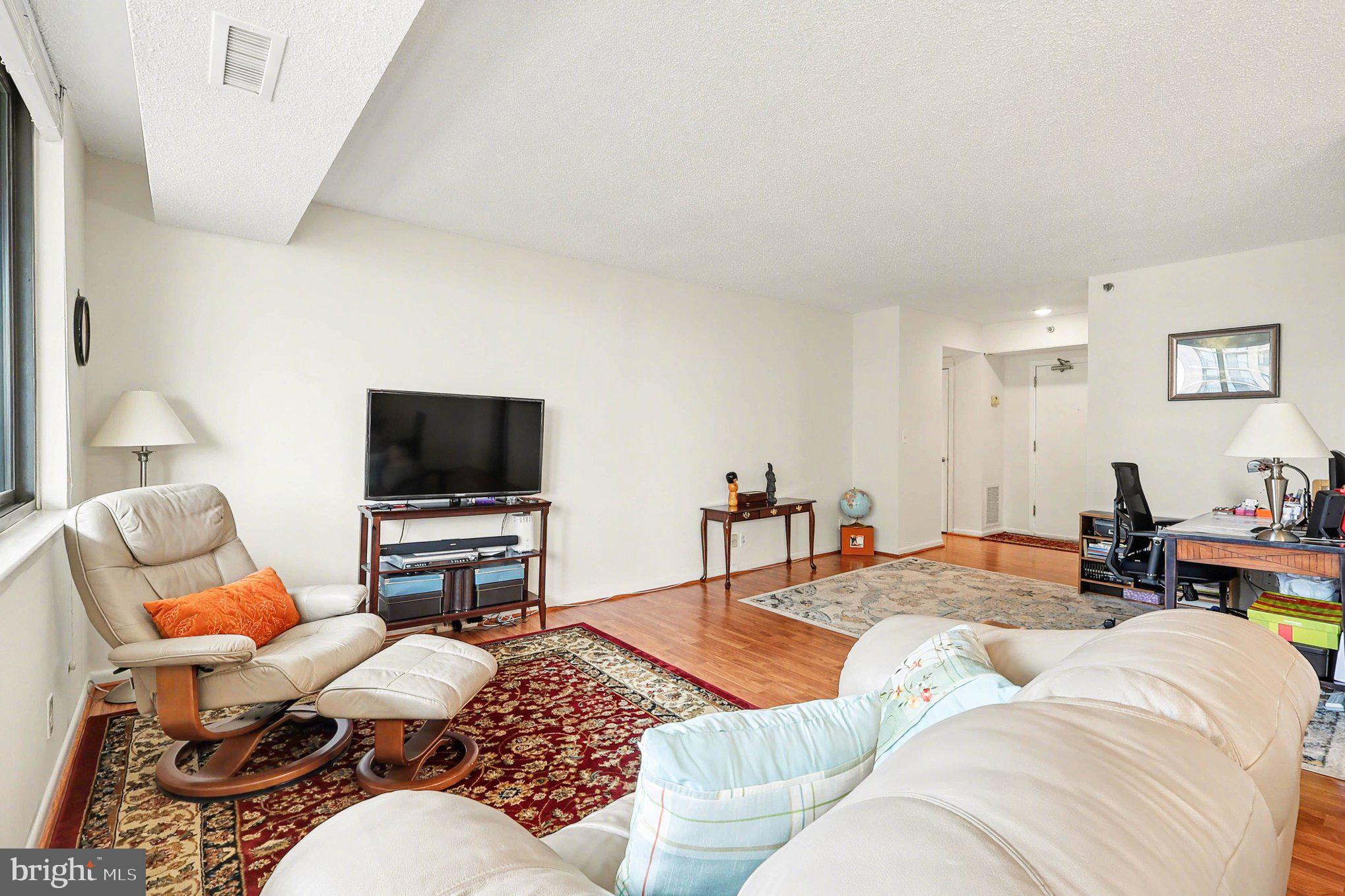 5501 Seminary Road, Unit 1303S Falls Church, VA 22041 - Photo 7 of 25