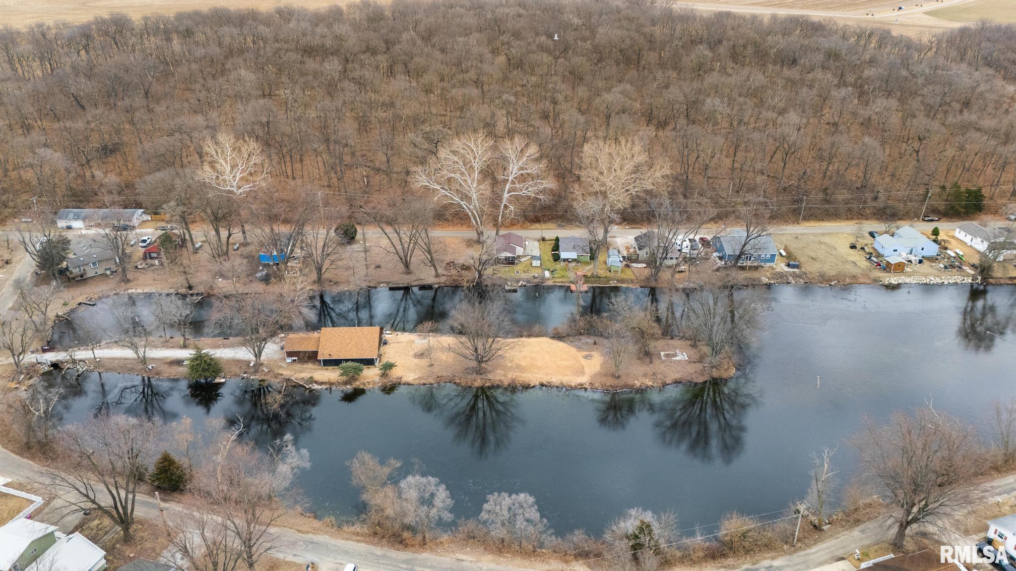 12245 Sunset Drive Manito, IL 61546 - Photo 4 of 28