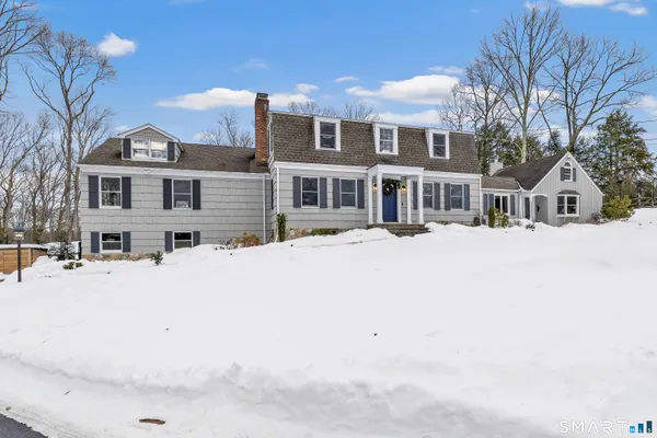 $2,000,000 | 7 Birch Hill Road, Weston, CT 06883