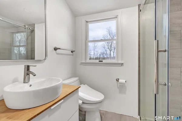 $2,000,000 | 7 Birch Hill Road, Weston, CT 06883