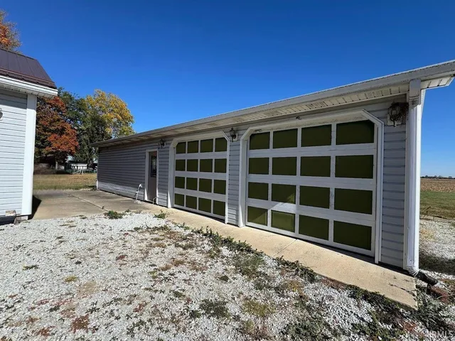 $349,900 | 6739 North 700 West, Sharpsville, IN 46068