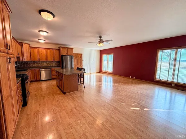 $335,000 | 6739 North 700 West, Sharpsville, IN 46068
