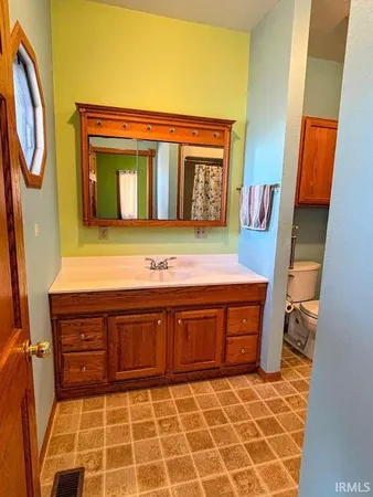 $335,000 | 6739 North 700 West, Sharpsville, IN 46068
