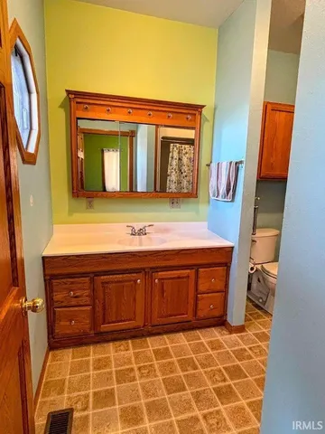 $349,900 | 6739 North 700 West, Sharpsville, IN 46068