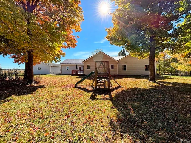 $349,900 | 6739 North 700 West, Sharpsville, IN 46068