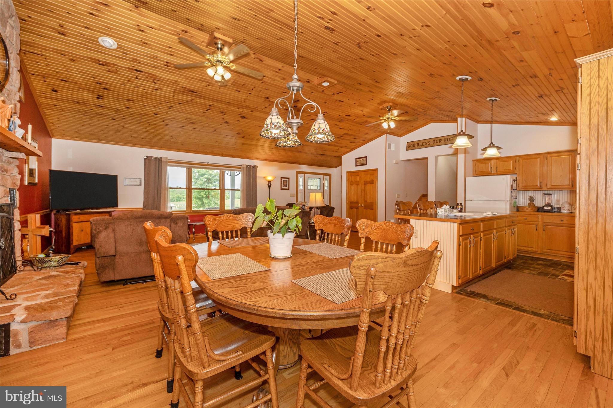 9506 Rocky Ridge Road Rocky Ridge, MD 21778 - Photo 22 of 83 Dining Area