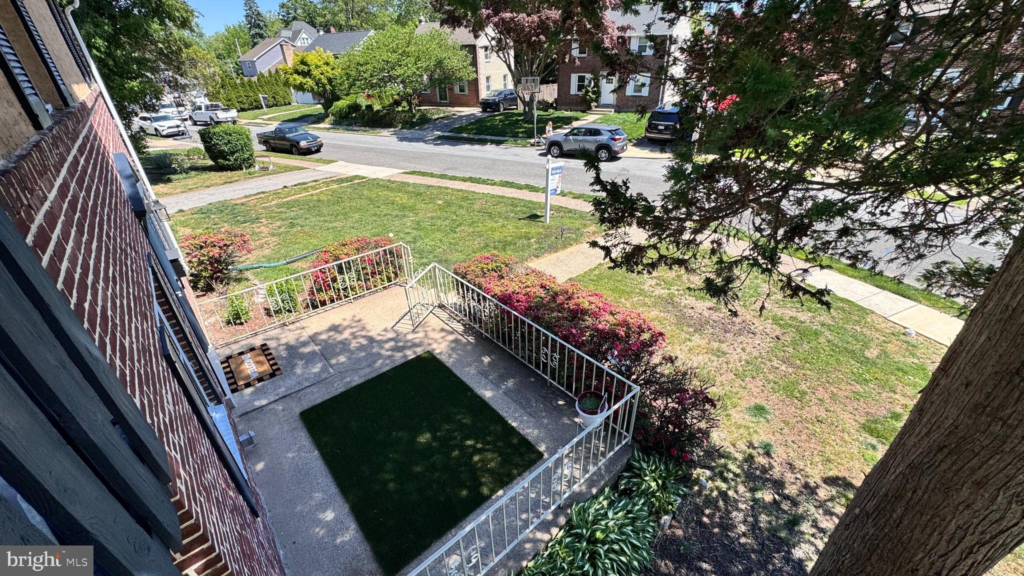1029 Lamb Road Secane, PA 19018 - Photo 47 of 78 a view of a backyard with sitting area