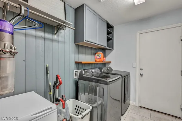 $2,700 | 10283 Massachusetts Lane, Las Vegas, NV 89141