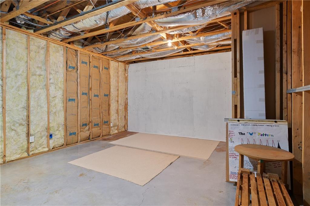 5300 Hill Road Acworth, GA 30101 - Photo 73 of 100 a view of a patio with table and chairs