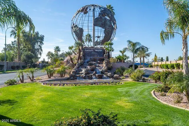 a view of a terrace with sitting area